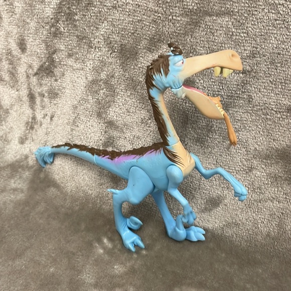 TOMY Disney Pixar The Good Dinosaur BUBBHA Raptor 7" Action Figure tongue out - Picture 2 of 8